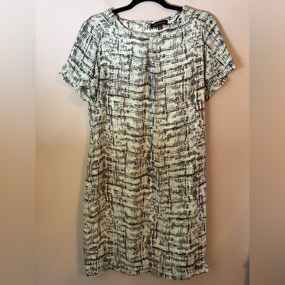 Banana Republic Pleated Neck-Tie Waist Dress in Whipped Mint Size S - Picture 3 of 12